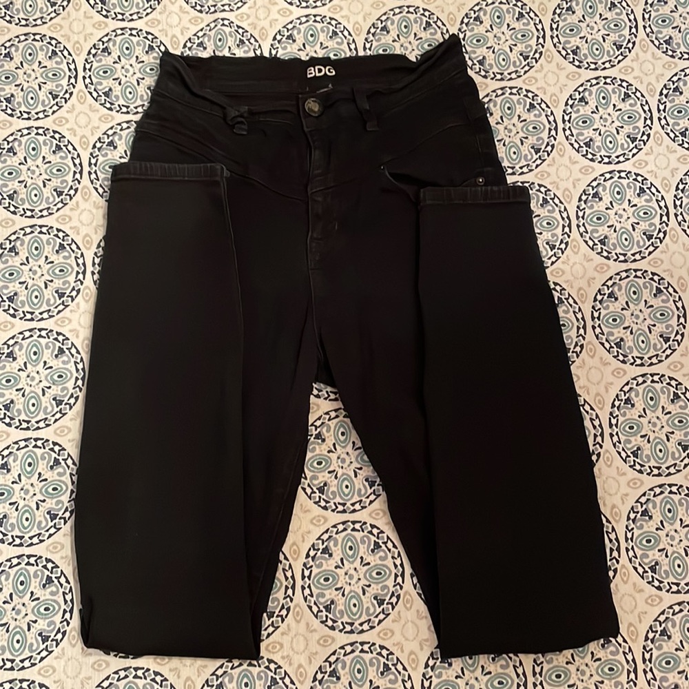 UO BDG High-Waisted Skinny Jean - Black 26 waist 29 length